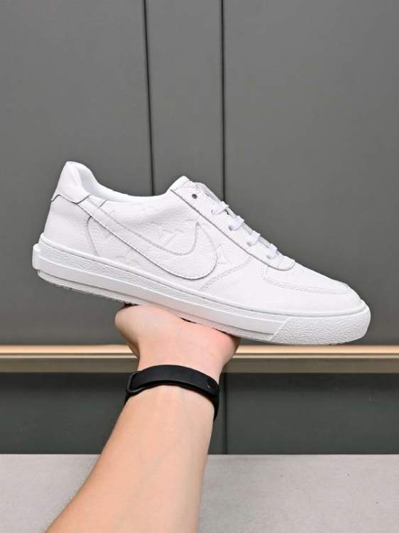 Picture of Louis Vuitton Shoes _SKULVsz38-44hnq010115716